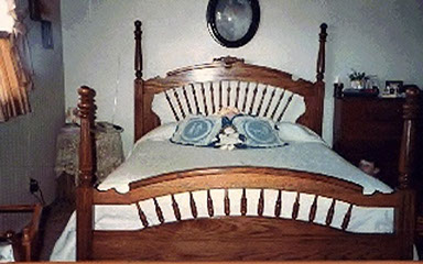 spindle bed frame with posts