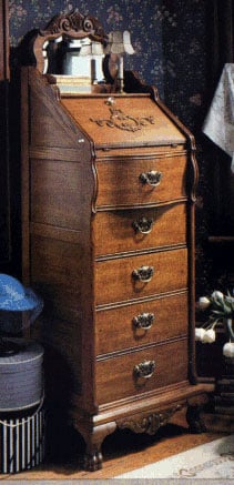 wooden vanity chest