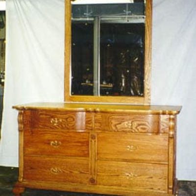 stand dou dresser with mirror